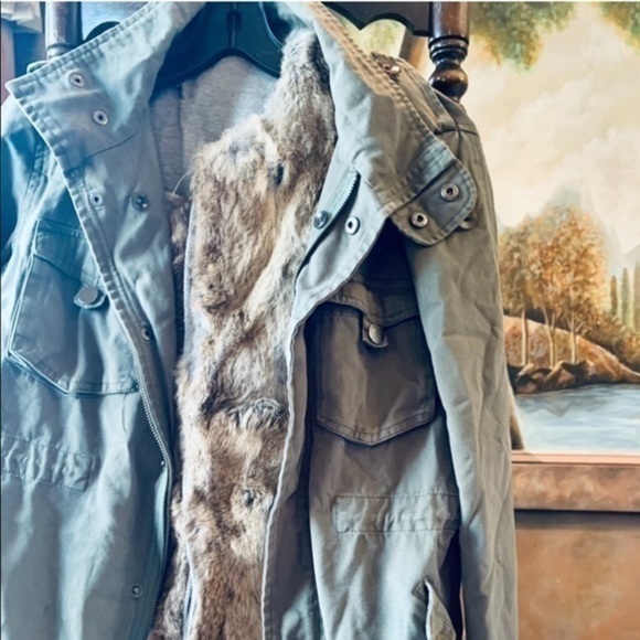 ✨✨Army Green Fur Removable FurLining/ Hood Utility Jacket 🧥 - Picture 7 of 11